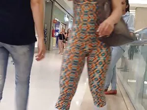 Նրա բանան ծիծիկներ ն ...