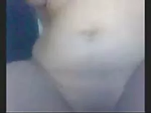 Ռինա Շինոդան տաքացնո ...