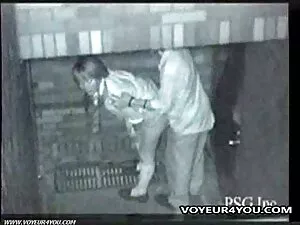Կախված աղջկա սերմերի ...